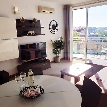 Elena'S Lux Aparthotel - Town & Sea View - Atlantis Spa Sarafovo Luaran gambar
