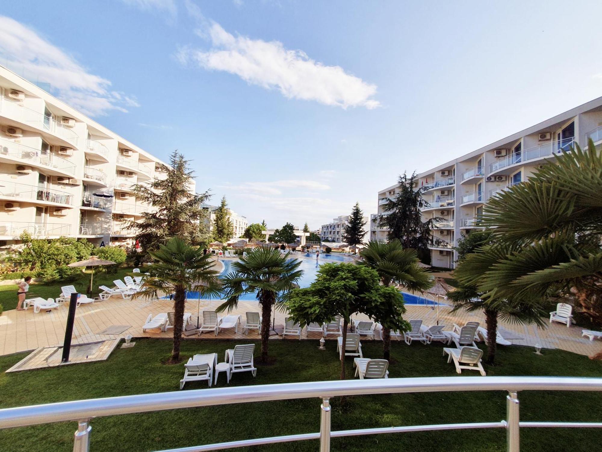 Elena'S Lux Aparthotel - Town & Sea View - Atlantis Spa Sarafovo Luaran gambar