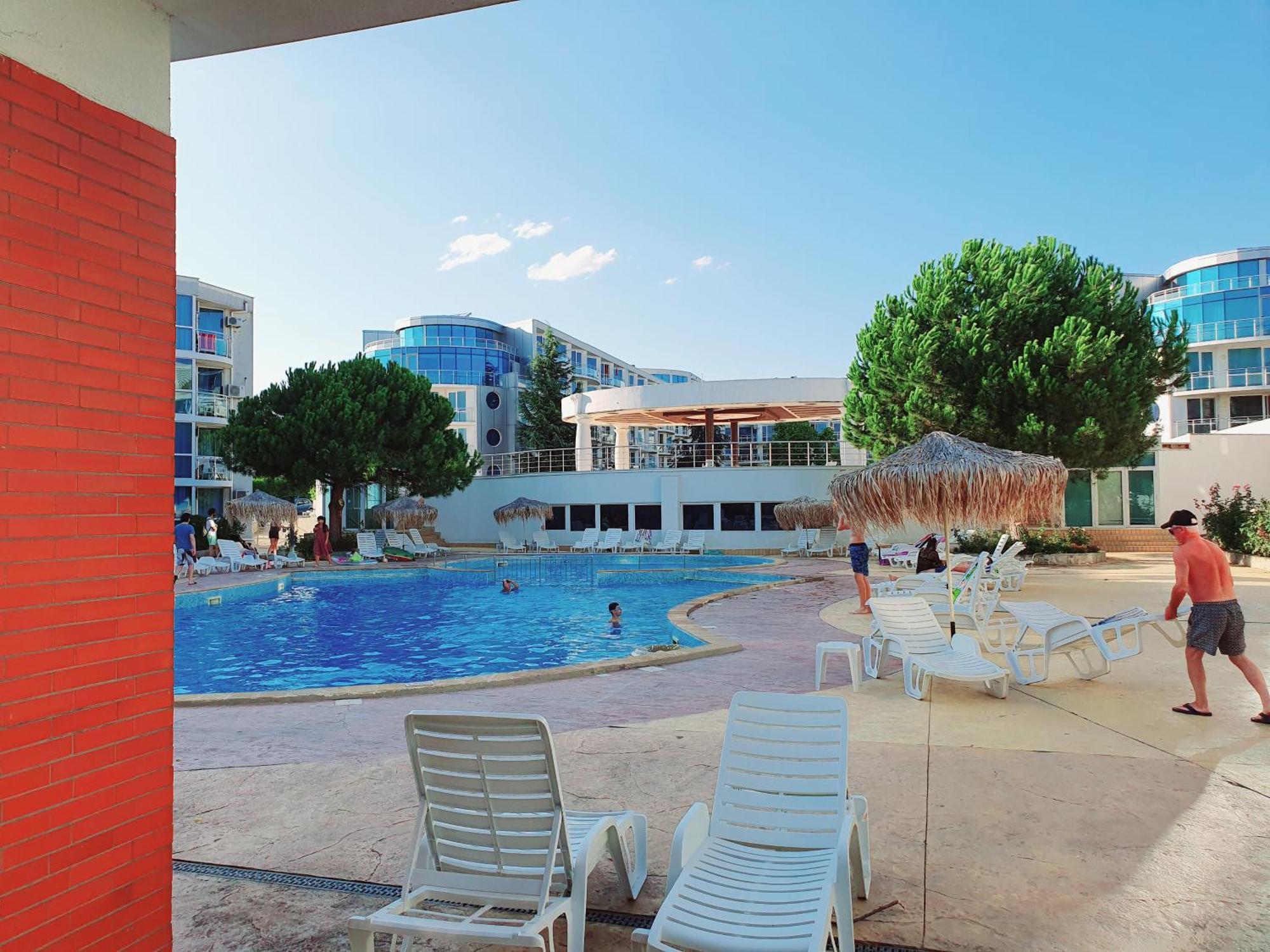 Elena'S Lux Aparthotel - Town & Sea View - Atlantis Spa Sarafovo Luaran gambar