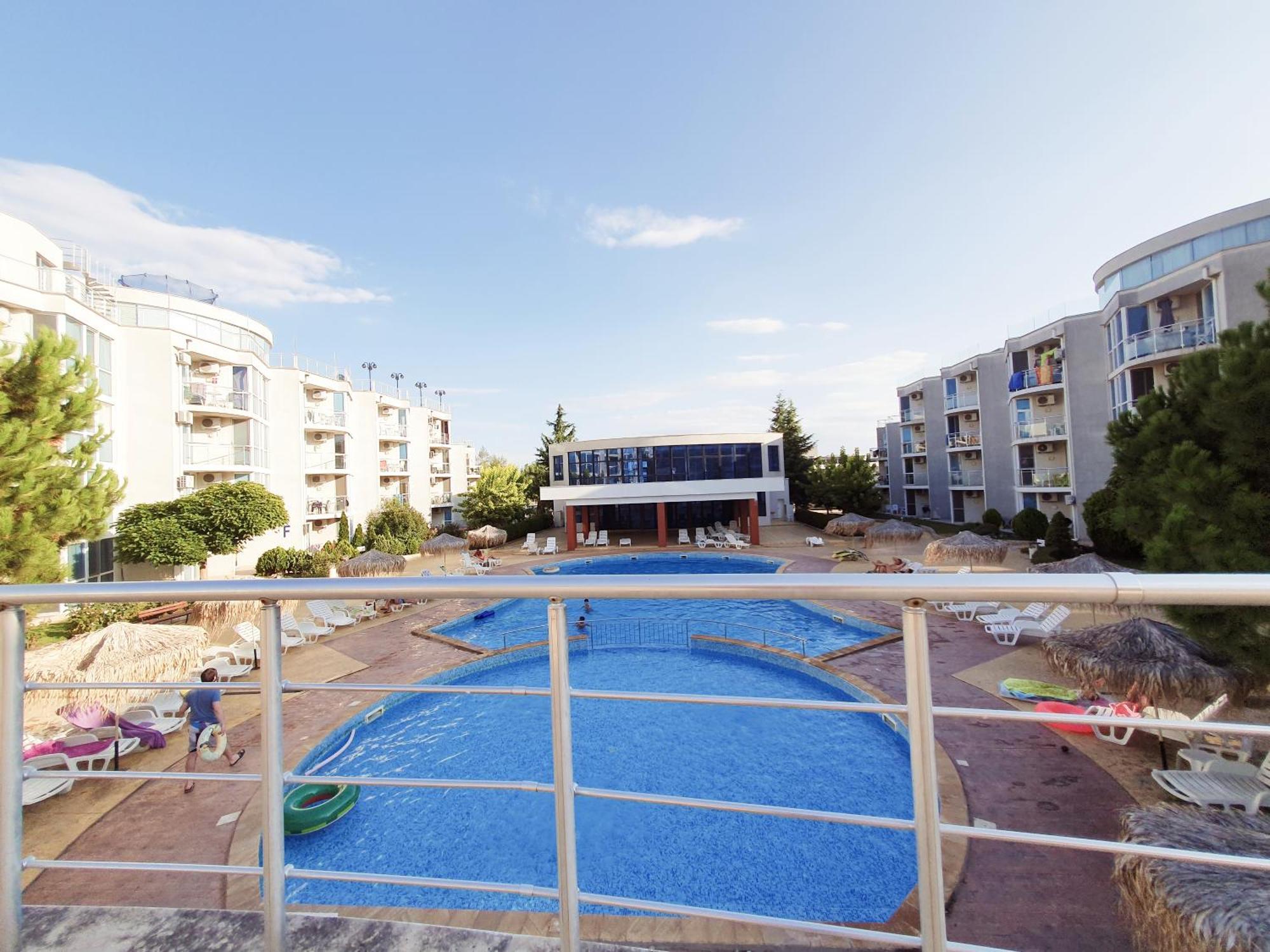 Elena'S Lux Aparthotel - Town & Sea View - Atlantis Spa Sarafovo Luaran gambar