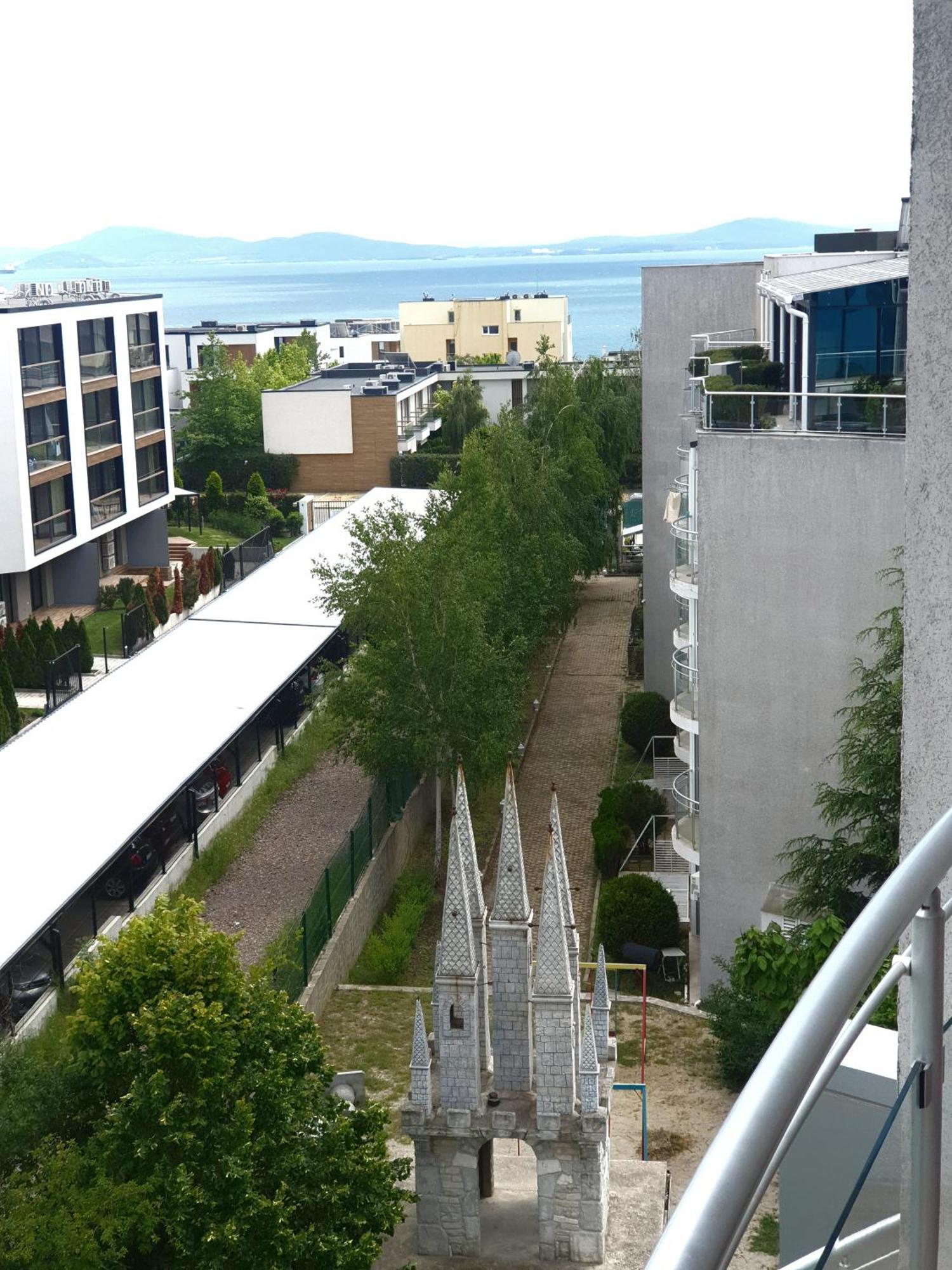 Elena'S Lux Aparthotel - Town & Sea View - Atlantis Spa Sarafovo Luaran gambar