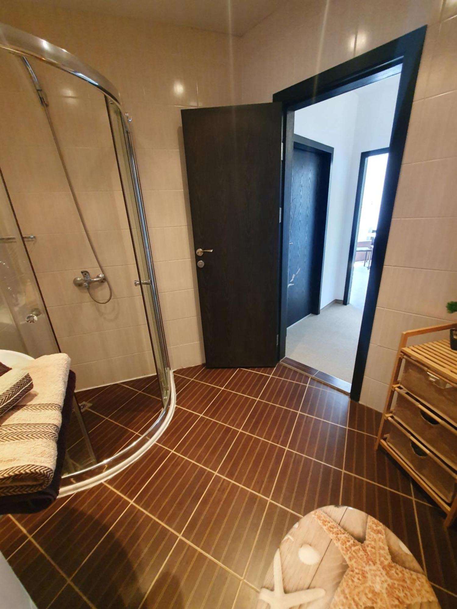 Elena'S Lux Aparthotel - Town & Sea View - Atlantis Spa Sarafovo Luaran gambar